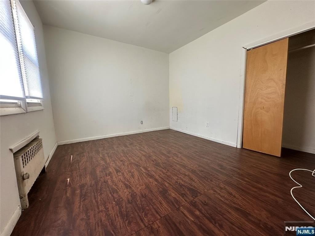 528 Valley Brook Ave #2FL - Photo 7 of 12