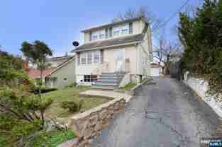 263 Sutton Ave - Photo 1 of 1