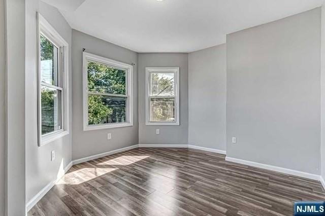 468 Park Ave #2 - Photo 4 of 11