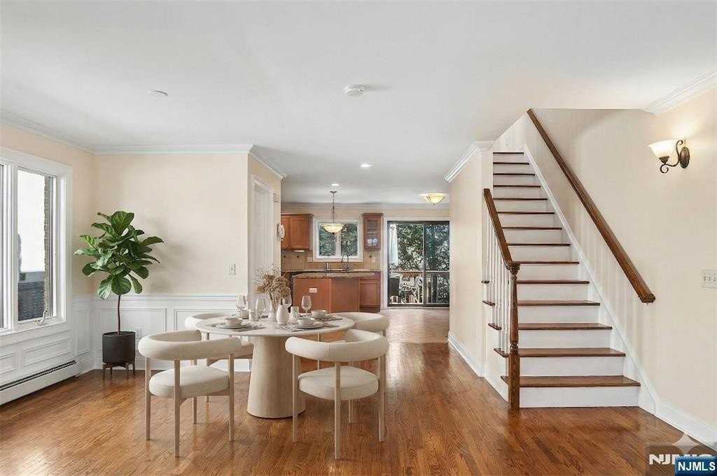 128 Princeton Pl #A - Photo 3 of 12