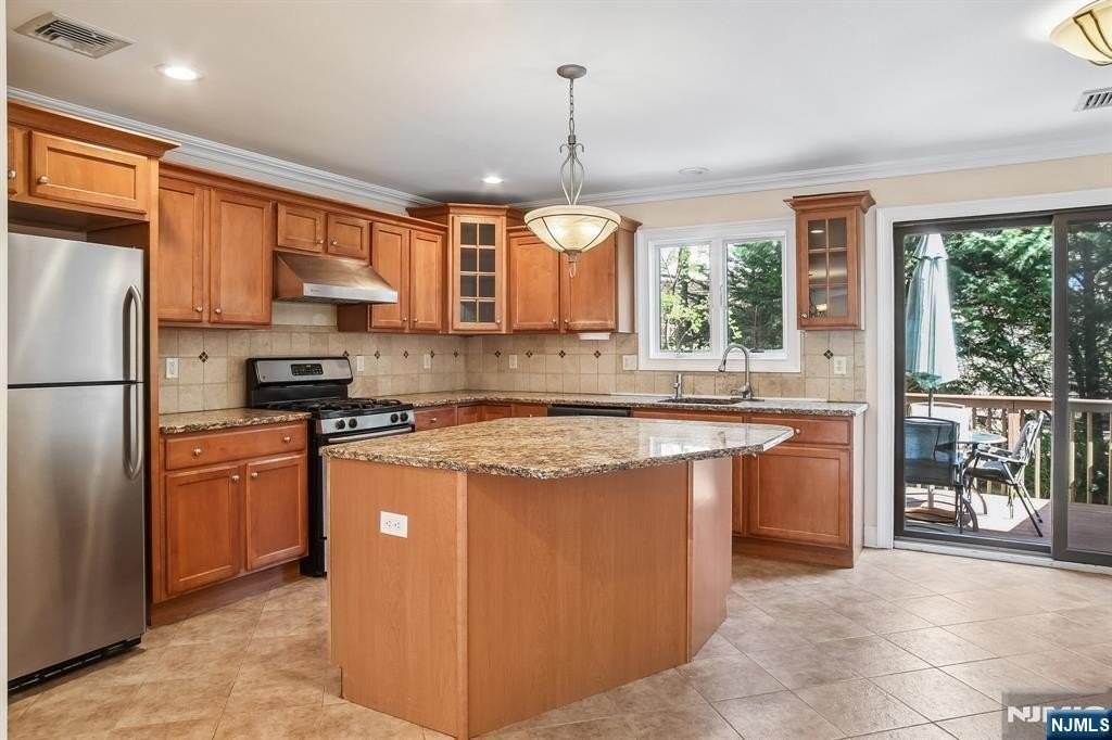 128 Princeton Pl #A - Photo 4 of 12