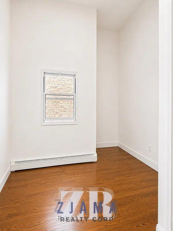 1424 Flatbush Ave - Photo 5 of 9
