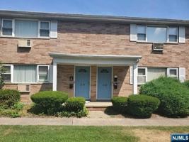 featured image of 2-18 Virginia Dr #B