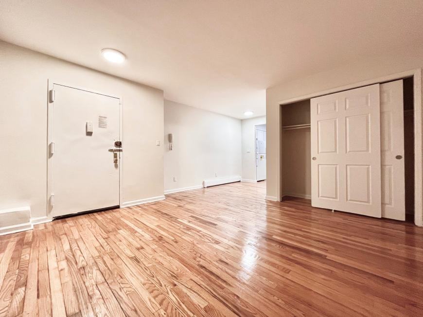 47 Cooper St - Photo 3 of 10