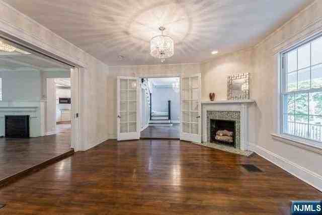 92 Highwood Ave - Photo 2 of 46