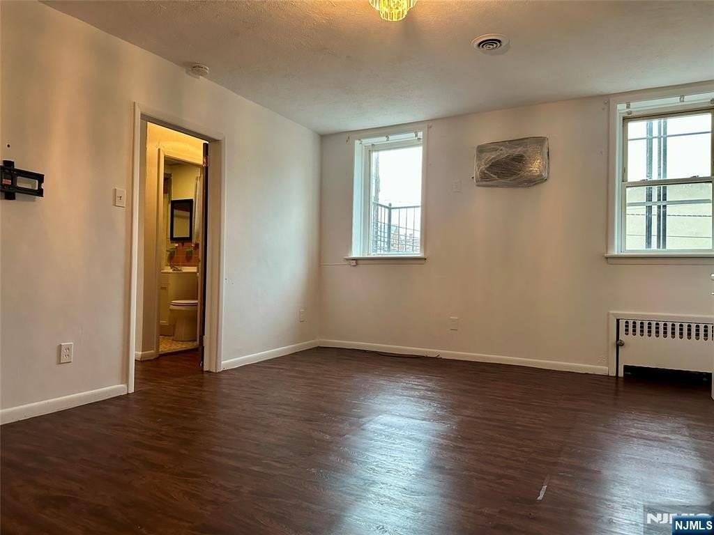 530 Valley Brook Ave #2FL - Photo 2 of 7
