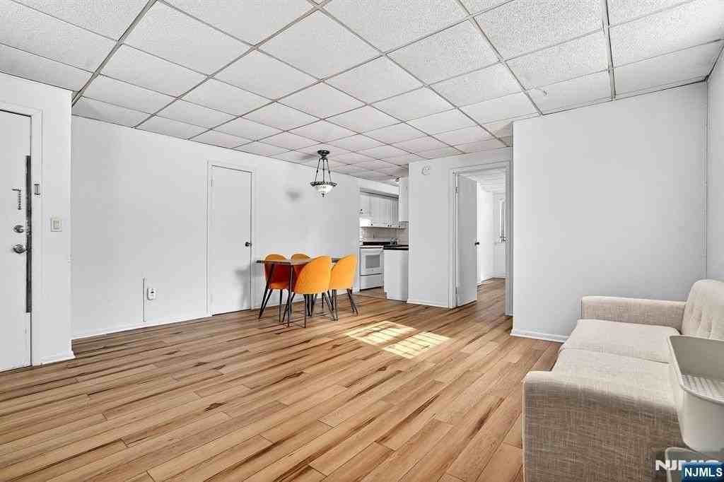 2148 South St #GL - Photo 5 of 13