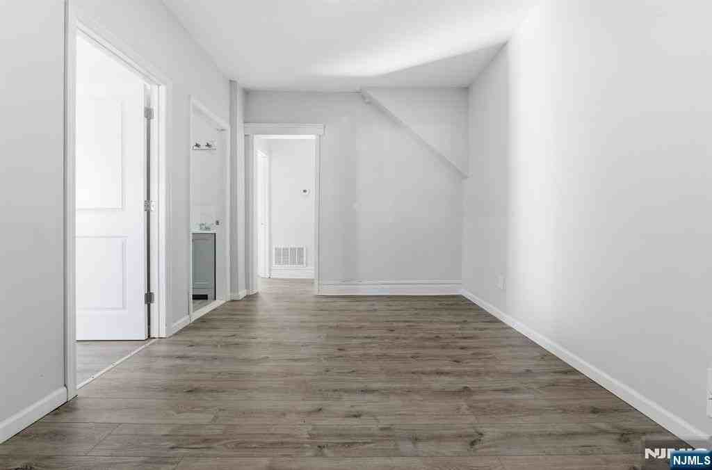 15 E Highland Ave - Photo 4 of 16