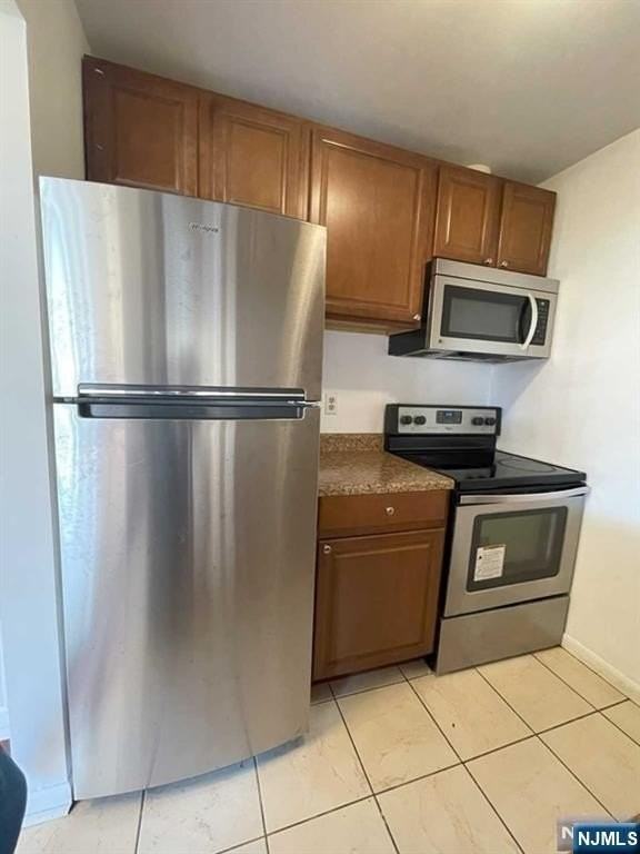 224B Washington Ave #B - Photo 5 of 13