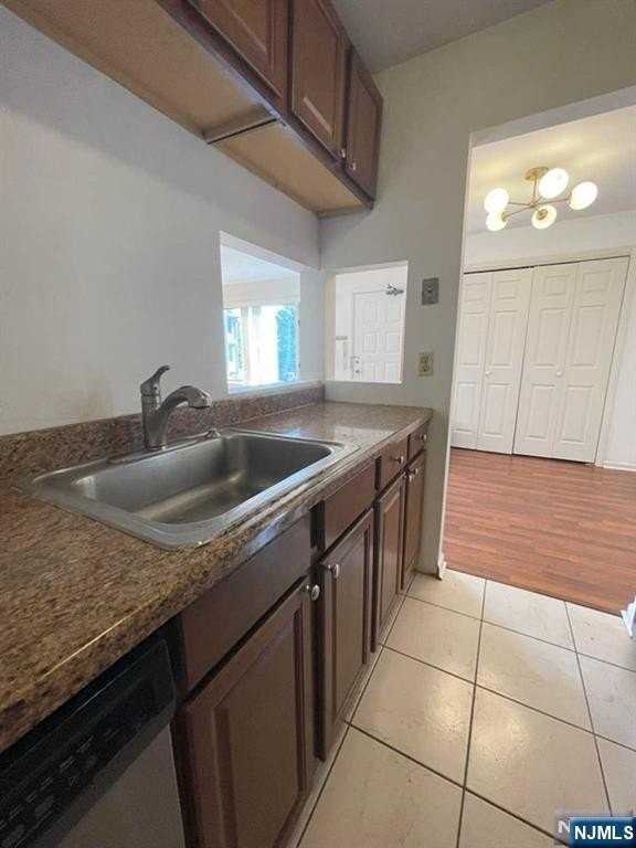 224B Washington Ave #B - Photo 7 of 13