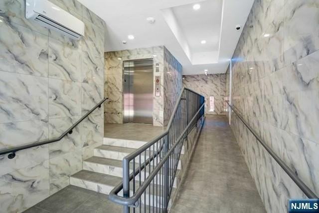 545 39th St #406 - Photo 3 of 11