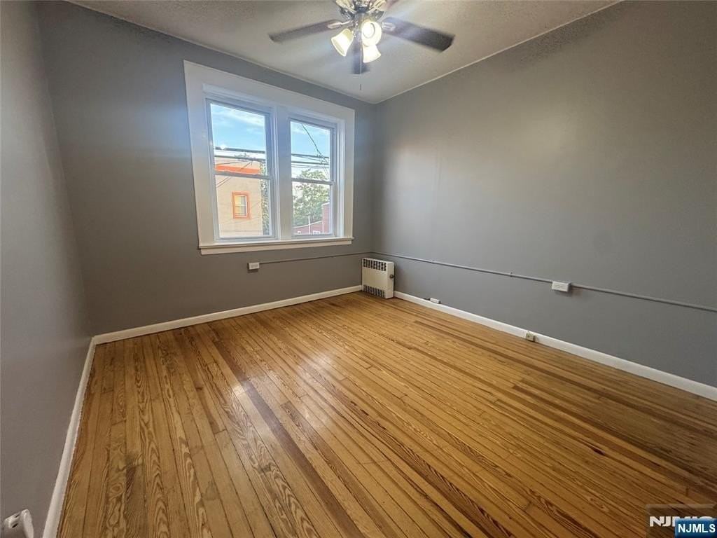 225 Harrison Ave - Photo 3 of 9