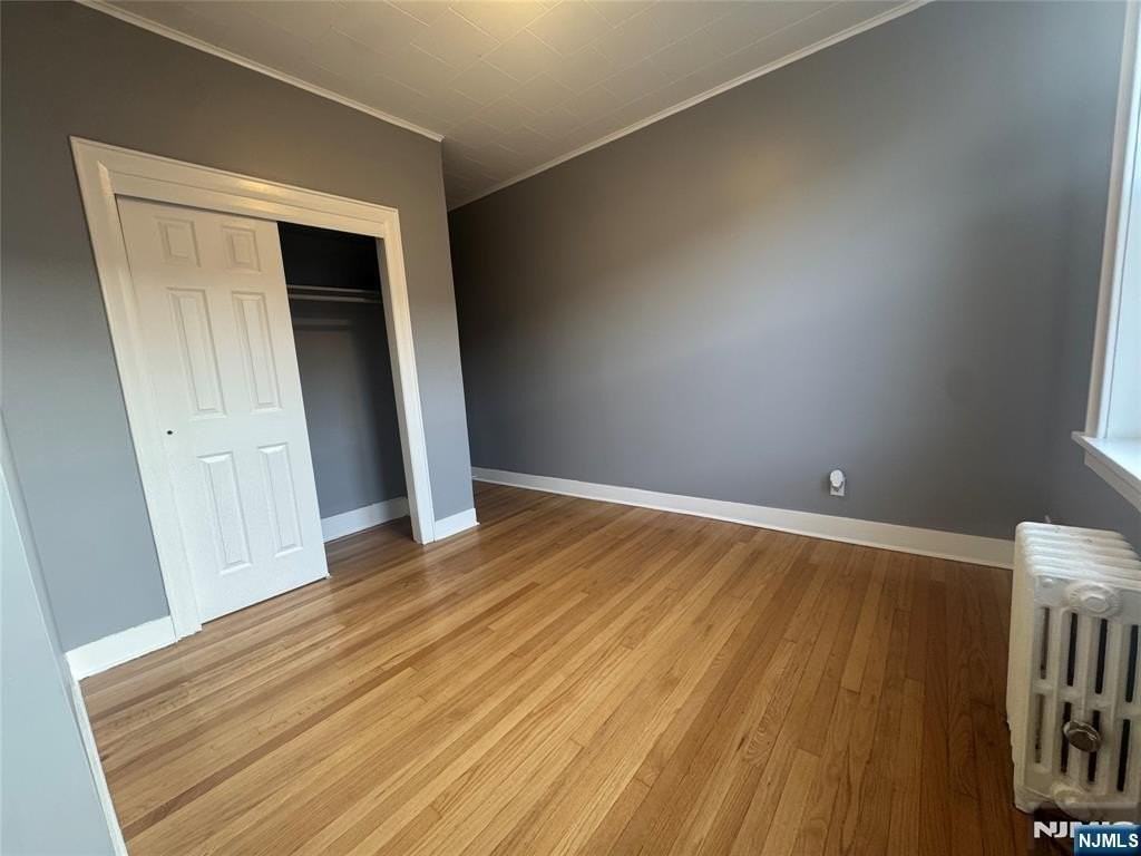 225 Harrison Ave - Photo 6 of 9