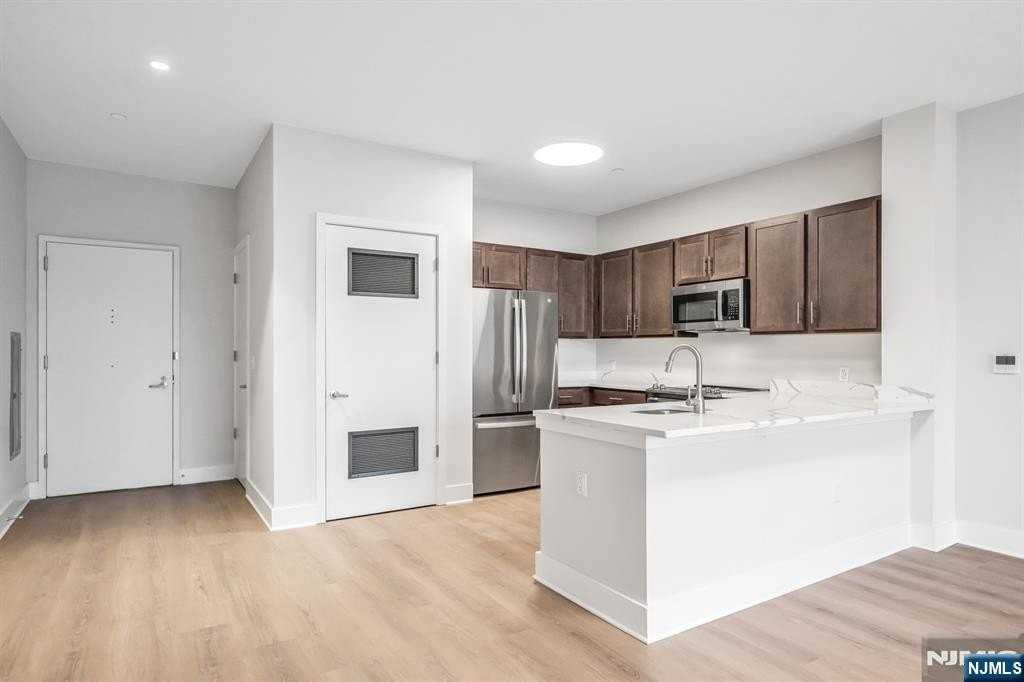 1 Center St #306 - Photo 5 of 17