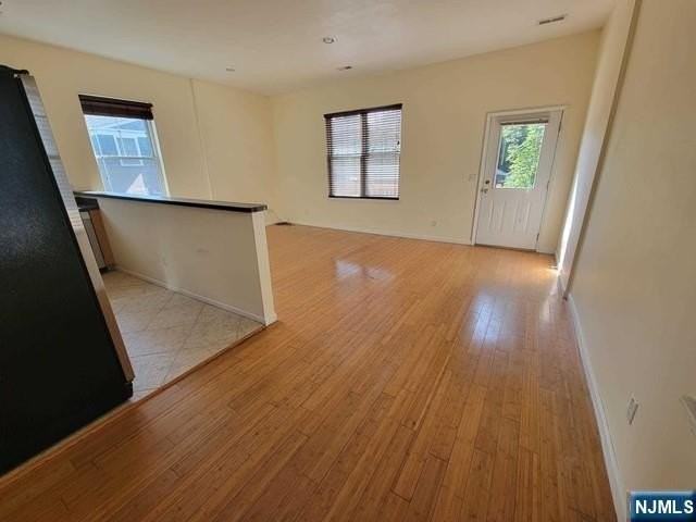 199 Van Winkle St #2 - Photo 5 of 22