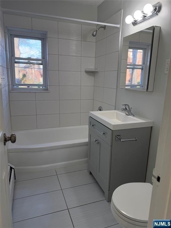 270 Oak St #B2 - Photo 4 of 5