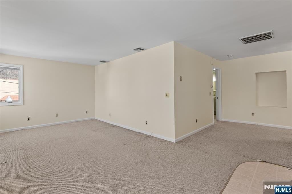 146 Main St #3 - Photo 7 of 14