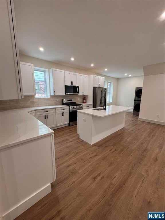 397 N 13th St #2 - Photo 4 of 14