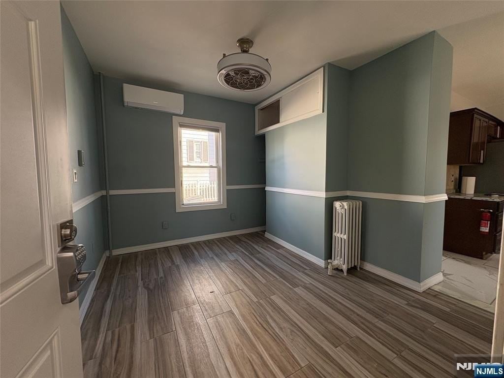 282 Harding Ave #1stFL - Photo 7 of 21