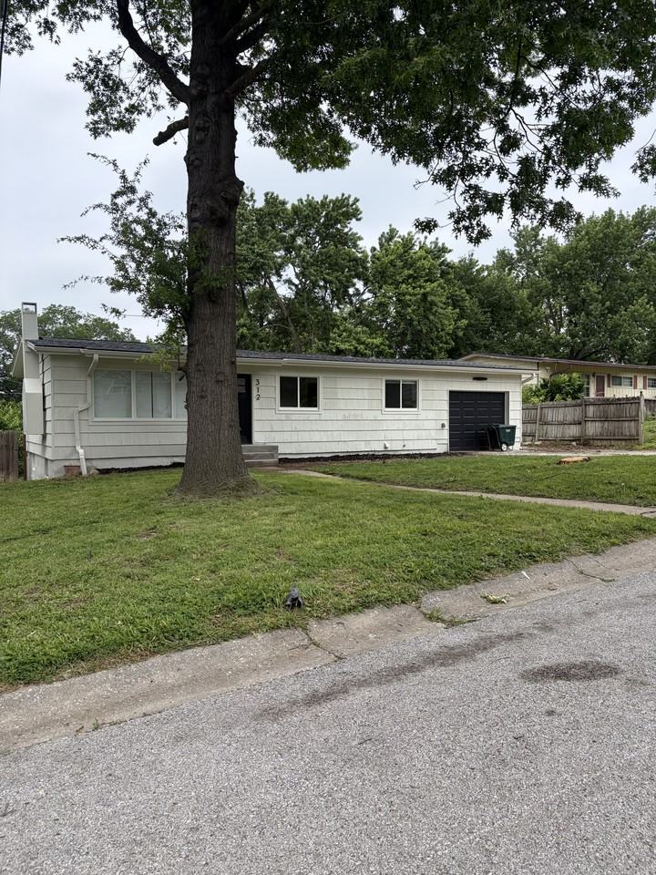 312 N 80th Ter #1 - Photo 2 of 33