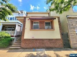 featured image of 344 Kearny Ave