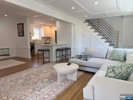 featured image of 91 Columbus Dr