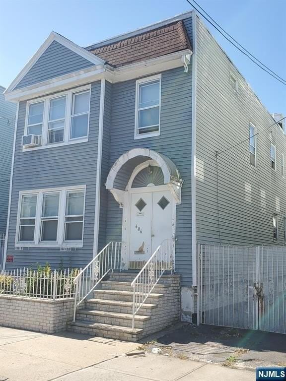 404 N 6th St #APTA - Photo 2 of 18