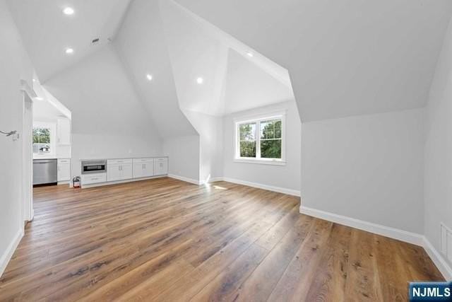 389 Spring Ave #C - Photo 7 of 33