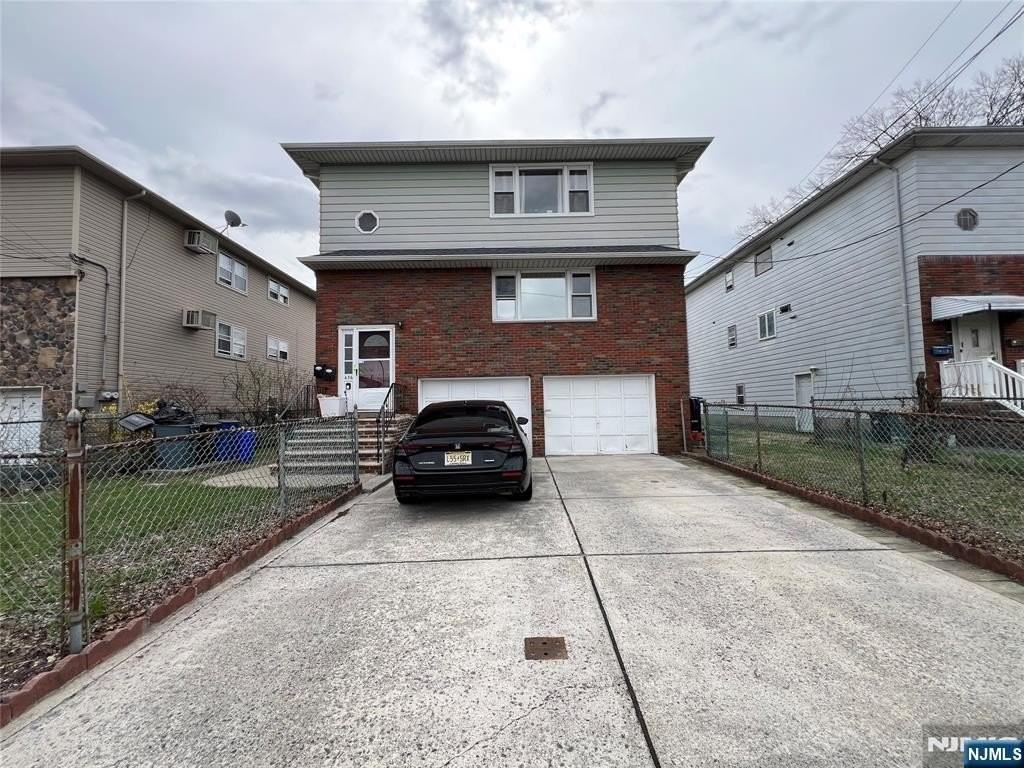 436 Sylvan St #1 - Photo 6 of 14