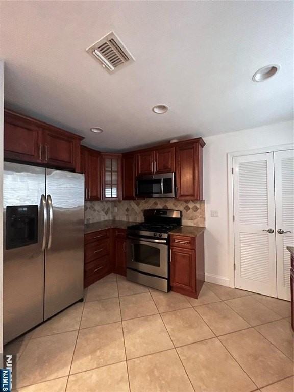 114 Grove Ave #2-2ndFLO - Photo 2 of 12