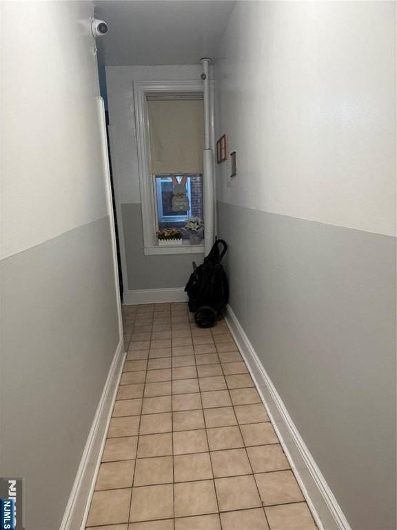 322 Anderson Ave - Photo 3 of 13