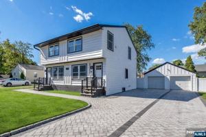featured image of 715 Evans St #2