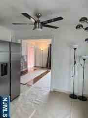 469 Westview Ave - Photo 5 of 15