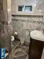 469 Westview Ave - Photo 6 of 15