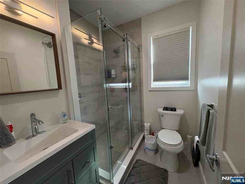 540 Elm St #2 - Photo 6 of 8