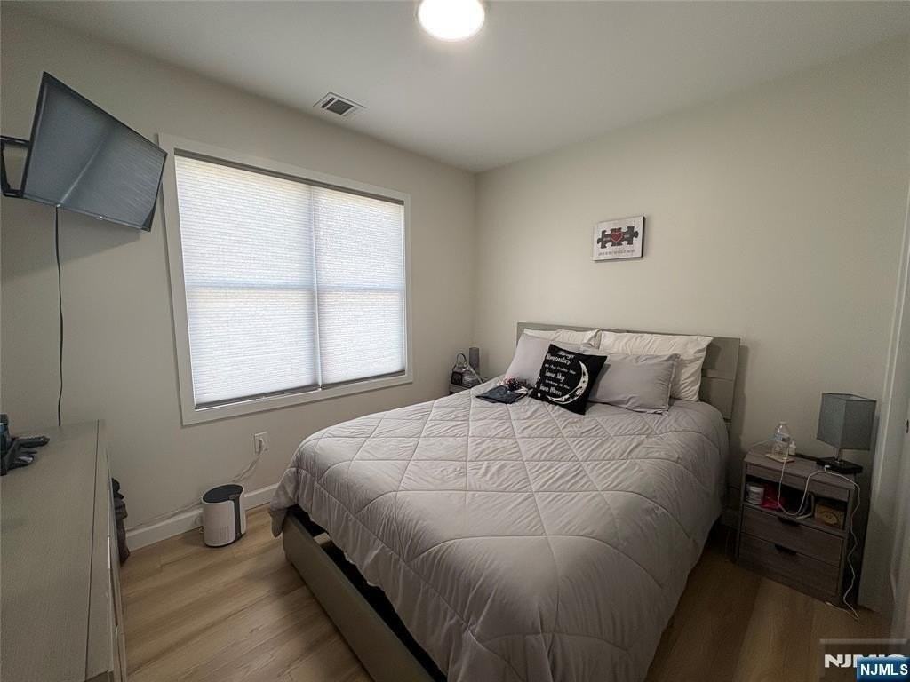 540 Elm St #2 - Photo 7 of 8
