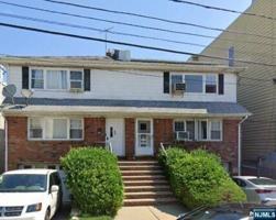 featured image of 237 Riverview Pl #2