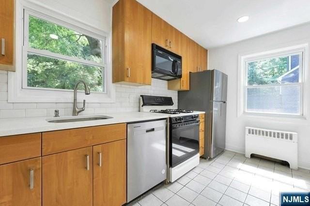 179 Christie Hts #B - Photo 7 of 21