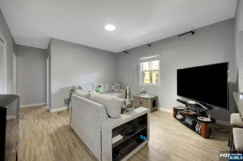 460 Orchard St #2 - Photo 7 of 22