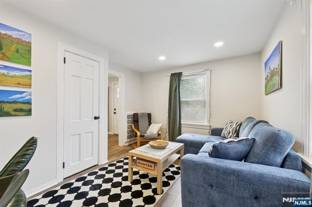 567 S Broad St #REAR - Photo 3 of 16