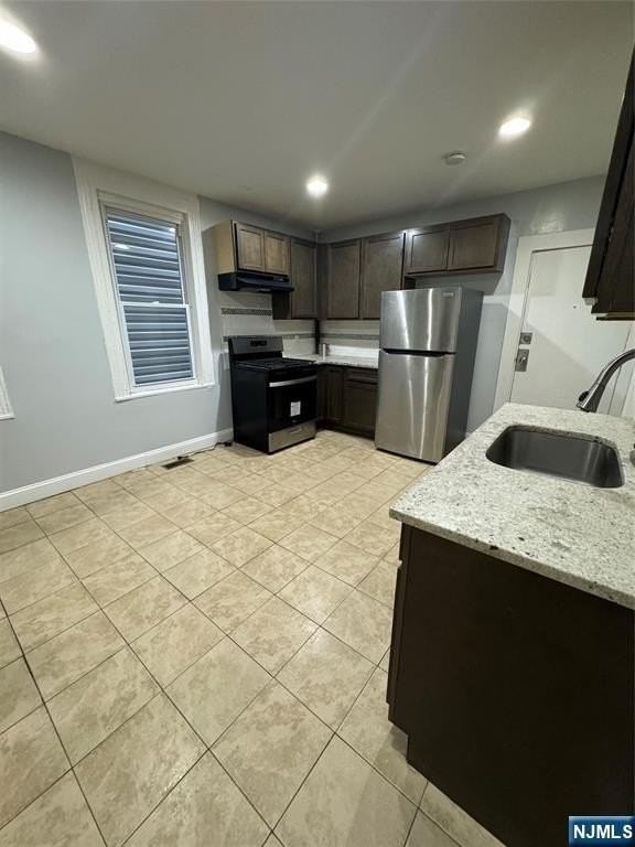 103 S 9th St - Photo 2 of 10