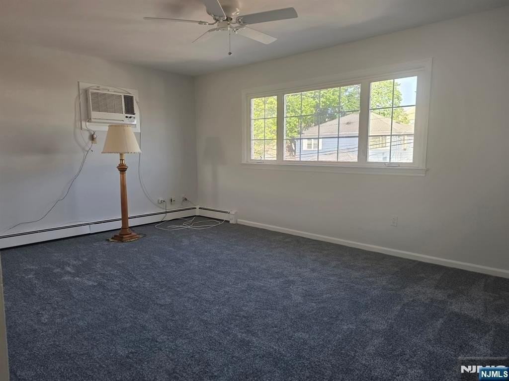 633 10th St #2 - Photo 2 of 11