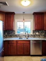 featured image of 32 John St #2