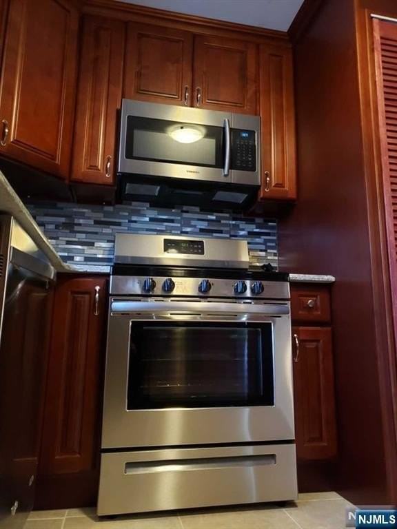 32 John St #2 - Photo 3 of 25