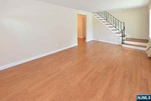 89 Crescent Ave - Photo 4 of 20