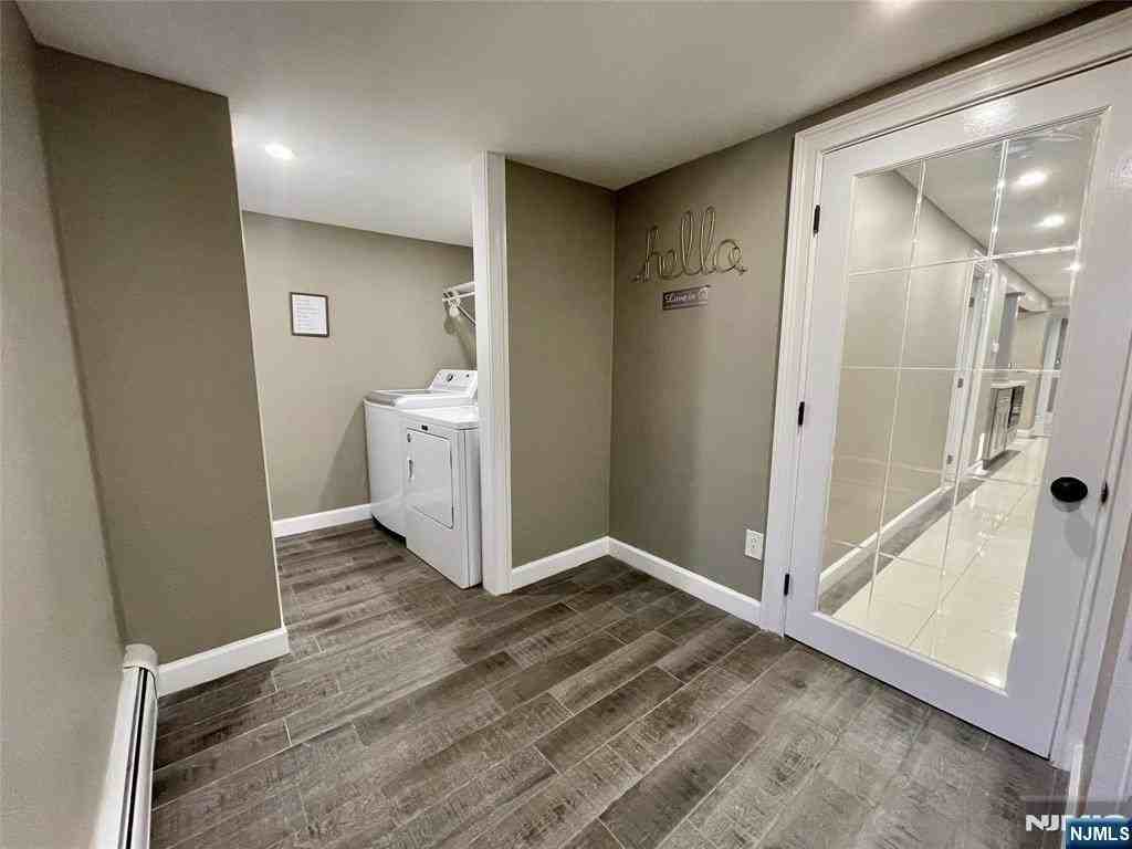 310 E Central Blvd - Photo 3 of 19