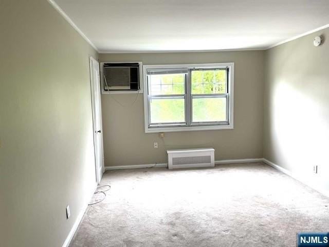119 Hastings Ave #B