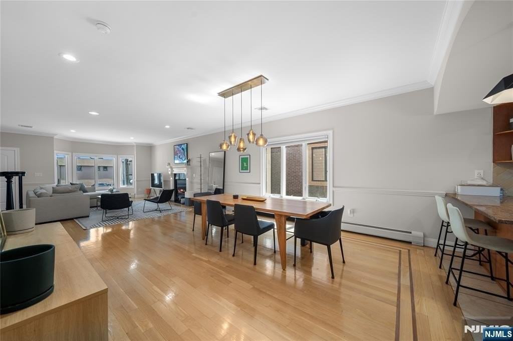 8 Marion Ave - Photo 7 of 32