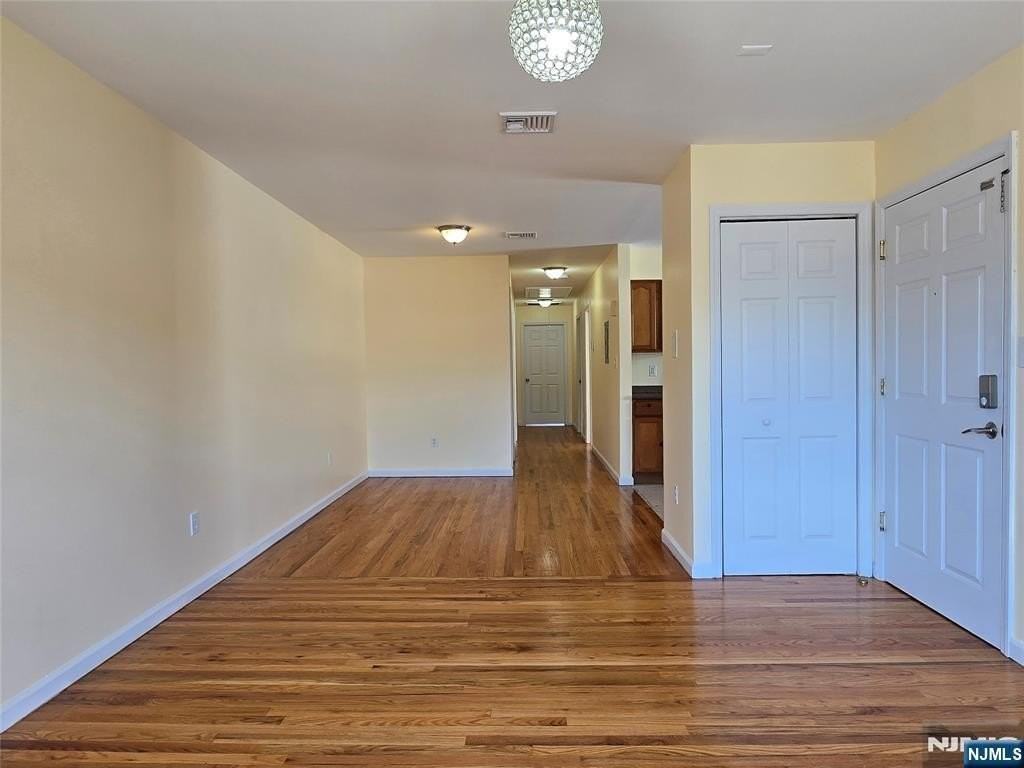 22 Wakeman Ave #2ndFL - Photo 5 of 23
