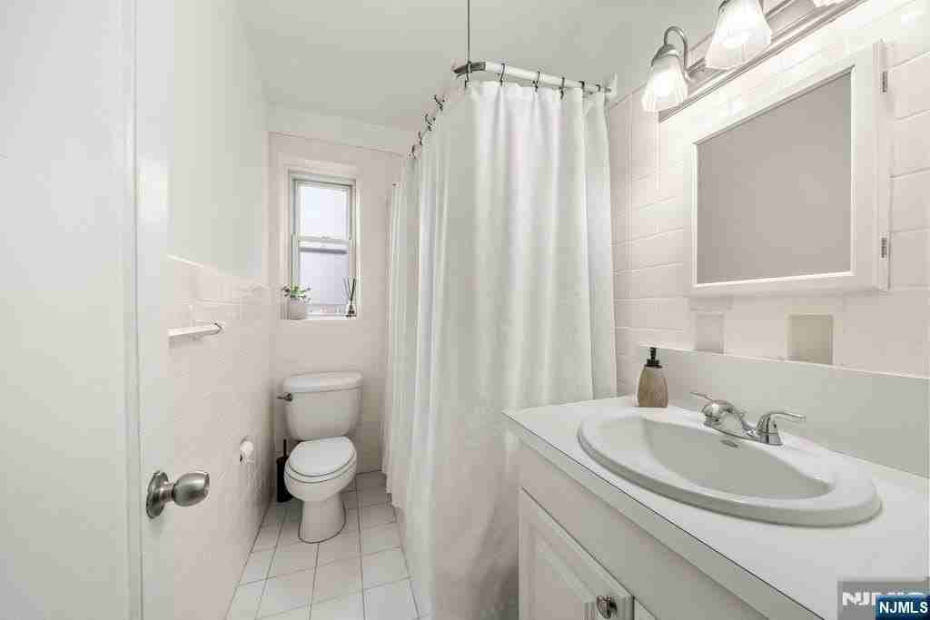 155 Union Ave #212 - Photo 6 of 11